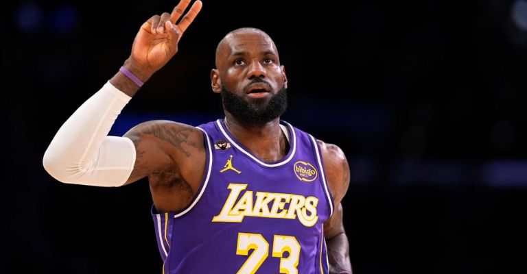 James disfruta todavía de jugar en la NBA