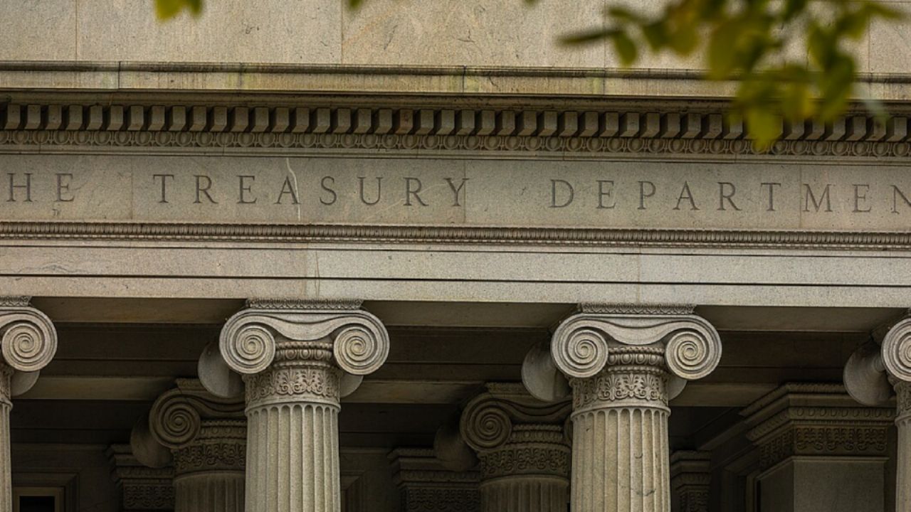 EU castiga con 1.7 mdd a academia privada por educar a hijos de líderes del narco mexicano