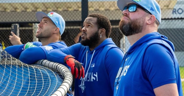 Schneider también se enfoca en el presente y futuro