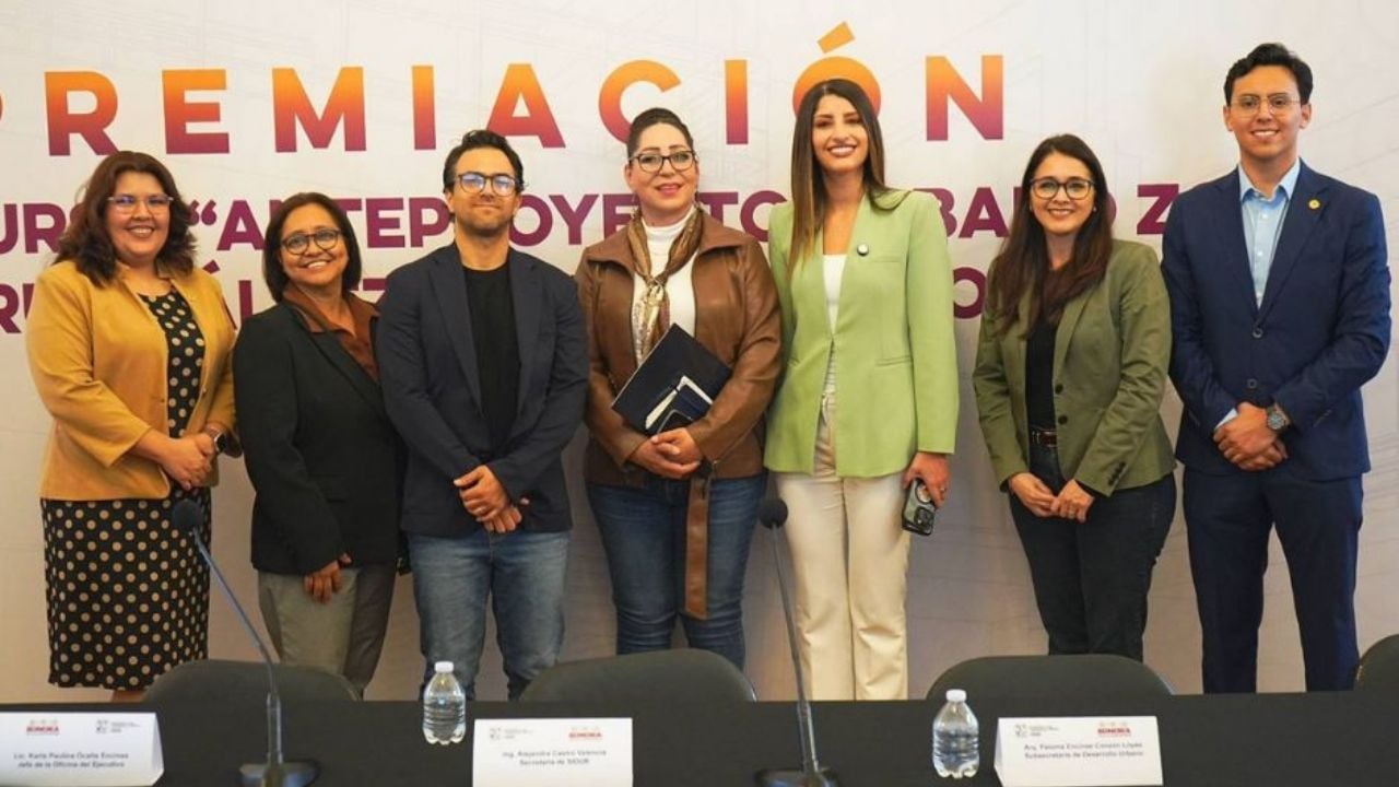 Alfonso Durazo premia a ganadores del concurso ‘Anteproyecto Urbano Zona Cruz Gálvez en Hermosillo’