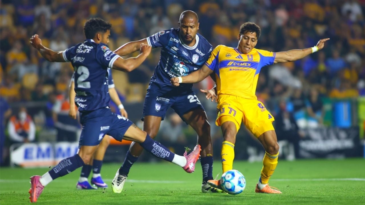 Error de Nahuel Guzmán condena a los Tigres UANL en una agónica derrota ante el Pachuca