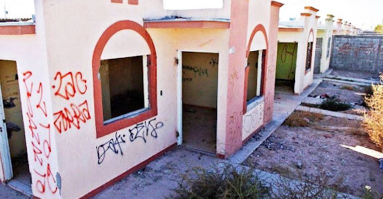 Plan federal busca recuperar y dar hogar a miles de viviendas abandonadas en México