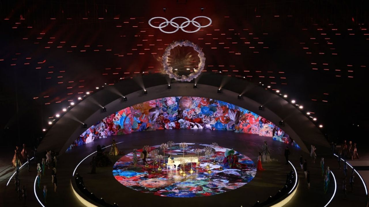 Se extingue el fuego; llegan a su fin los Juegos Olímpicos de Invierno de Milano-Cortina