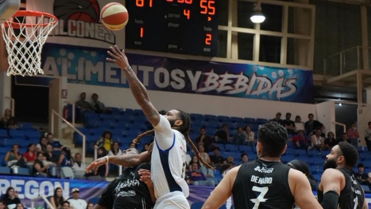 Duelo por la cima del Cibacopa: Halcones recibe en su nido a los Toros de la Laguna