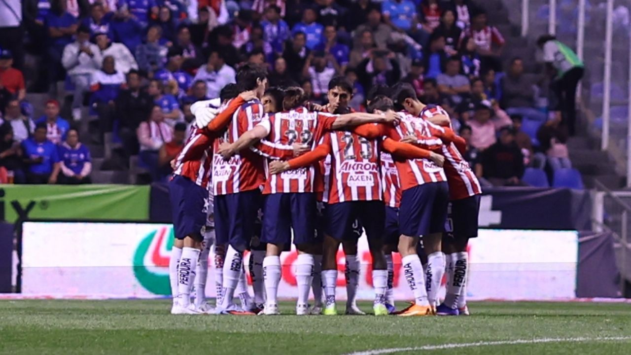 Chivas del Guadalajara ‘blinda’ su plantilla y renueva a jugadores para el Clausura 2026