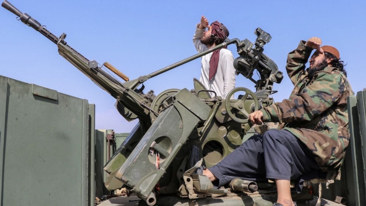 ‘Guerra abierta’ entre Pakistán y Afganistán: Talibanes abatieron a 75 soldados paquistaníes