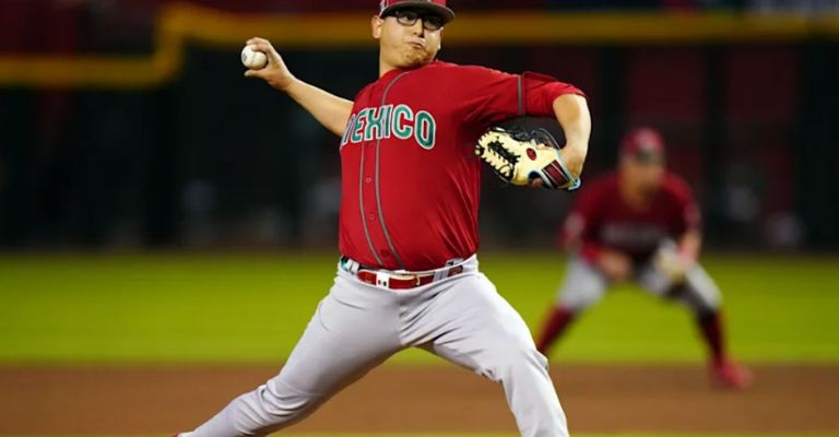 Assad será el lanzador abridor en el juego 1