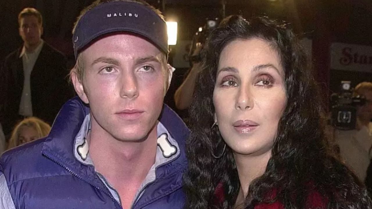 Hijo de Cher, Elijah Blue Allman, detenido por alteración del orden público y allanamiento en California