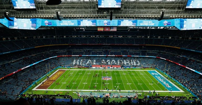 Commanders y Dolphins jugaron en el Bernabéu el año pasado