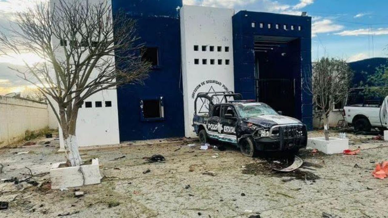 VIDEO: Lanzan fuerte explosivo a comandancia de Zacatecas; reportan tres policías heridos