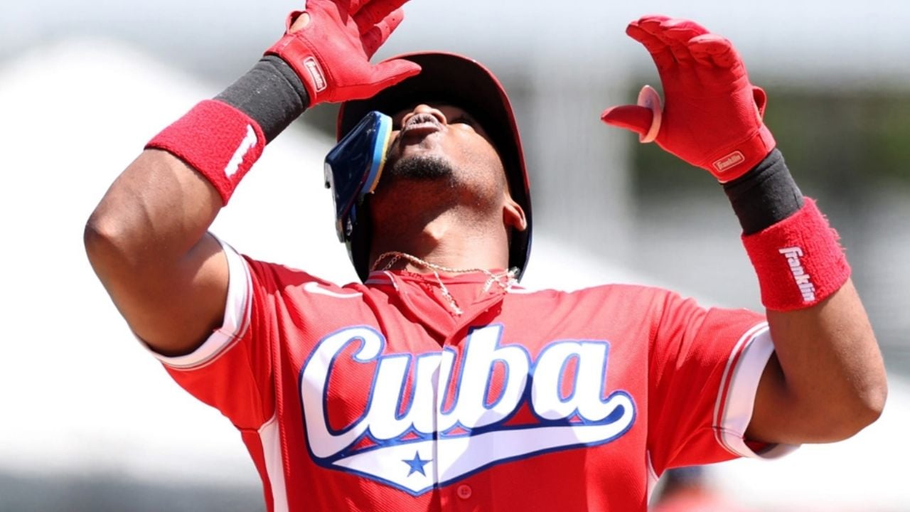 Cuba se impone ante Panamá en el Clásico Mundial de Beisbol y salta a la cima del Grupo A