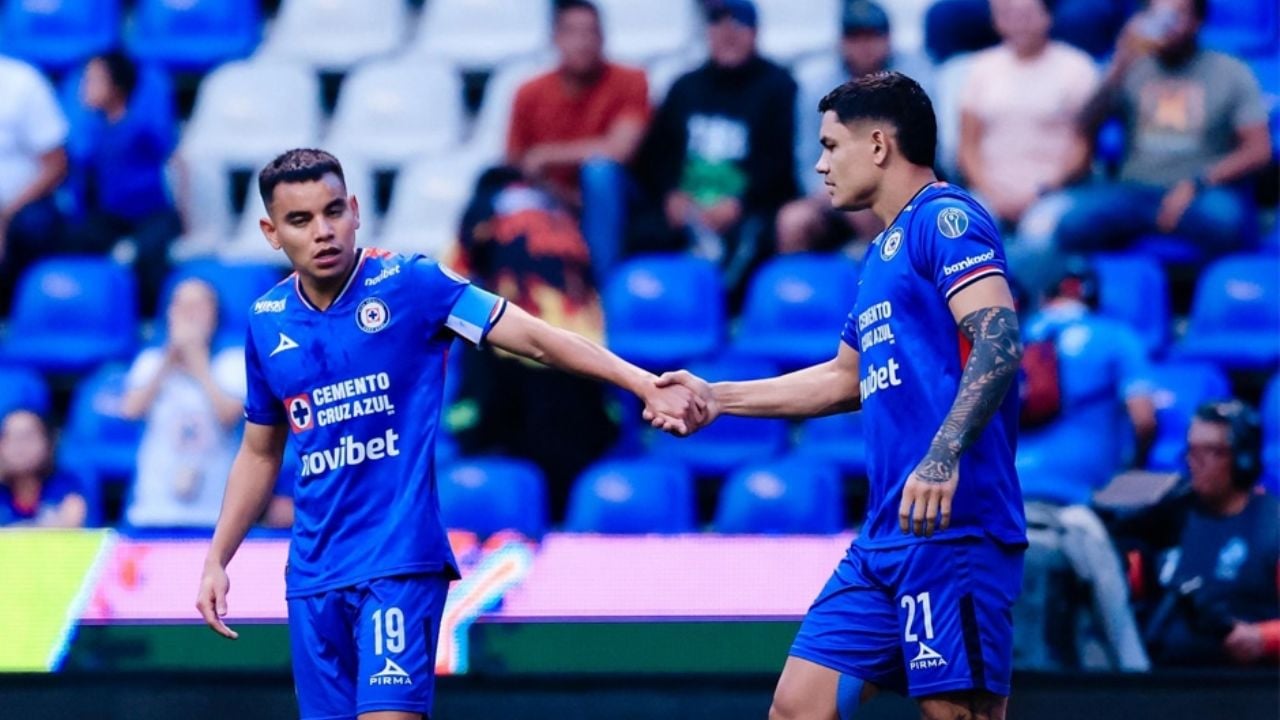 Cruz Azul golea al Atlético de San Luis y se mantiene en la cima de la Liga MX
