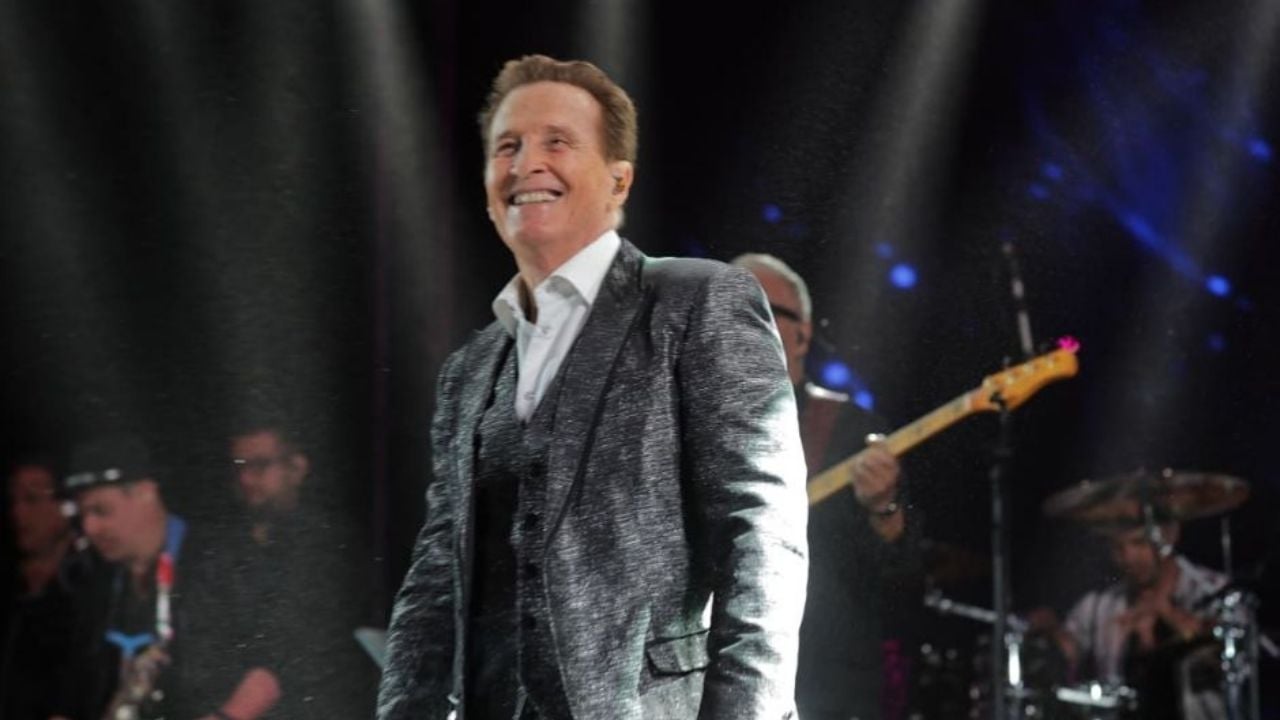 VIDEOS: Emmanuel fue ‘El Rey Azul’ del Vino Fest 2026; miles cantan y disfrutan de gran noche