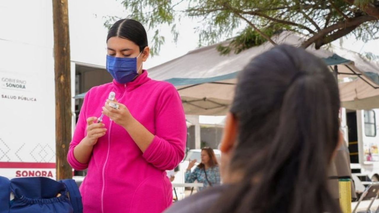 Salud Sonora exhorta a embarazadas a evitar la vacuna contra el sarampión; invita a completar el esquema antes