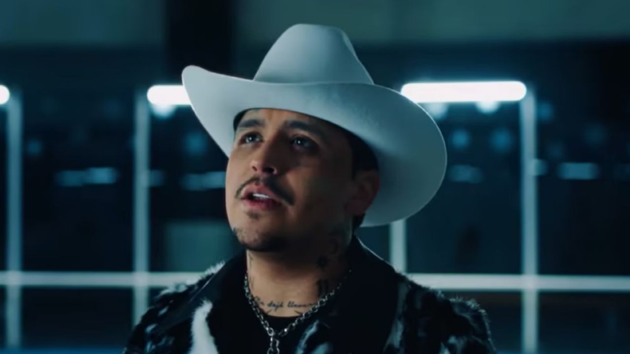 ¿Coincidencia o plagio? Comparan ‘Incompatibles’ de Christian Nodal con tema de Grupo Firme