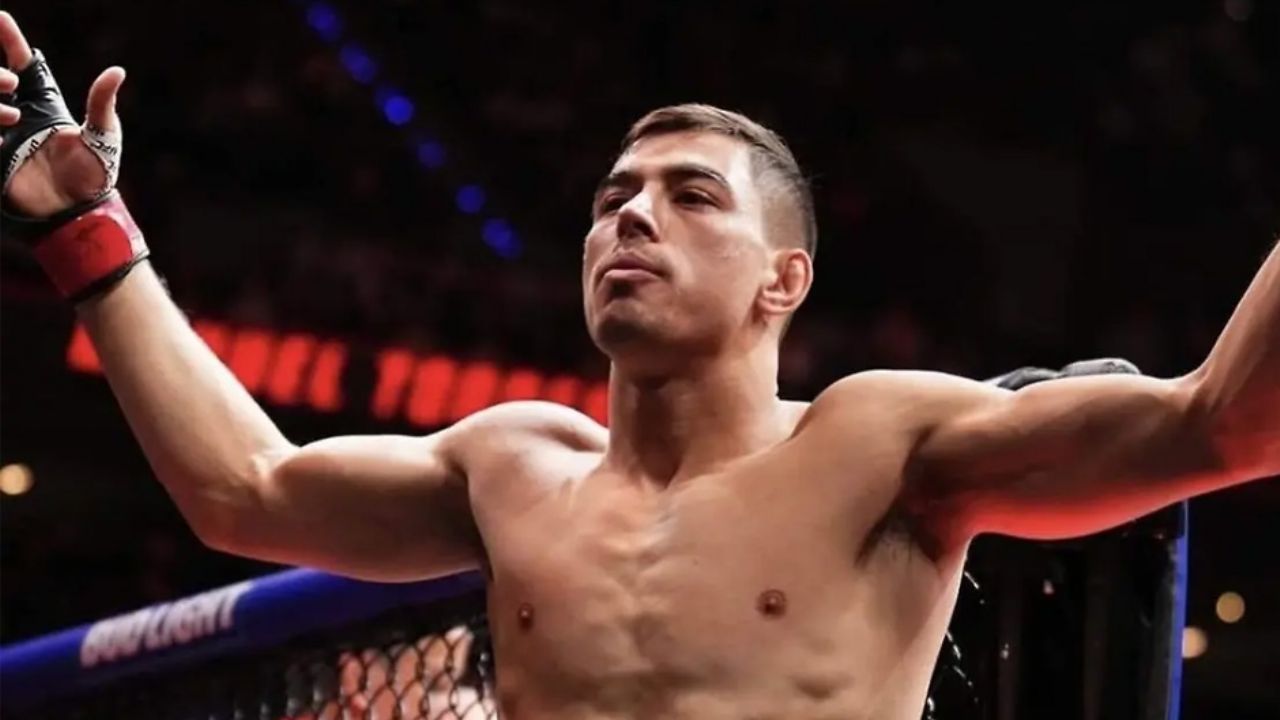Peleador mexicano queda fuera de una de las carteleras más importantes del año en la UFC por una lesión