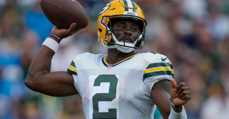 El quarterback viene de ser suplente en Green Bay