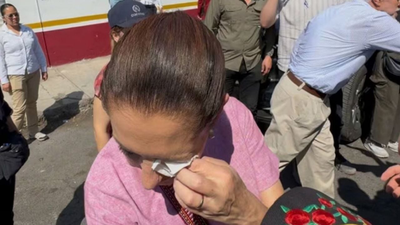 VIDEO: Así fue el momento en que le picaron el ojo a Claudia Sheinbaum a su llegada a Nayarit