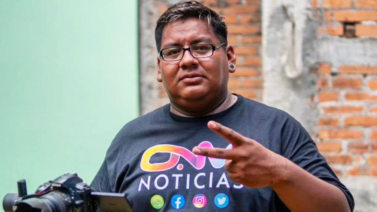 Atacan a balazos al periodista Óscar Merino en Oaxaca; fue hospitalizado en estado delicado