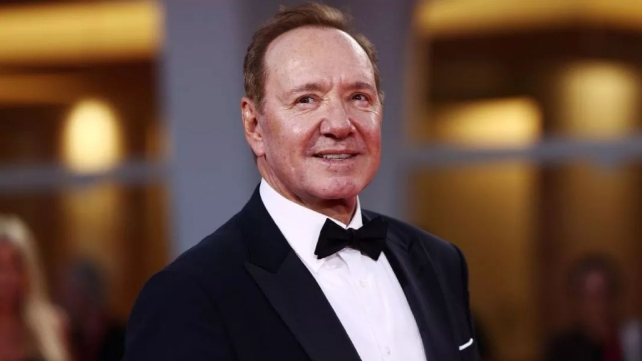 Kevin Spacey libraría cargos por agresión sexual; reportan que llegó a acuerdos con 3 víctimas