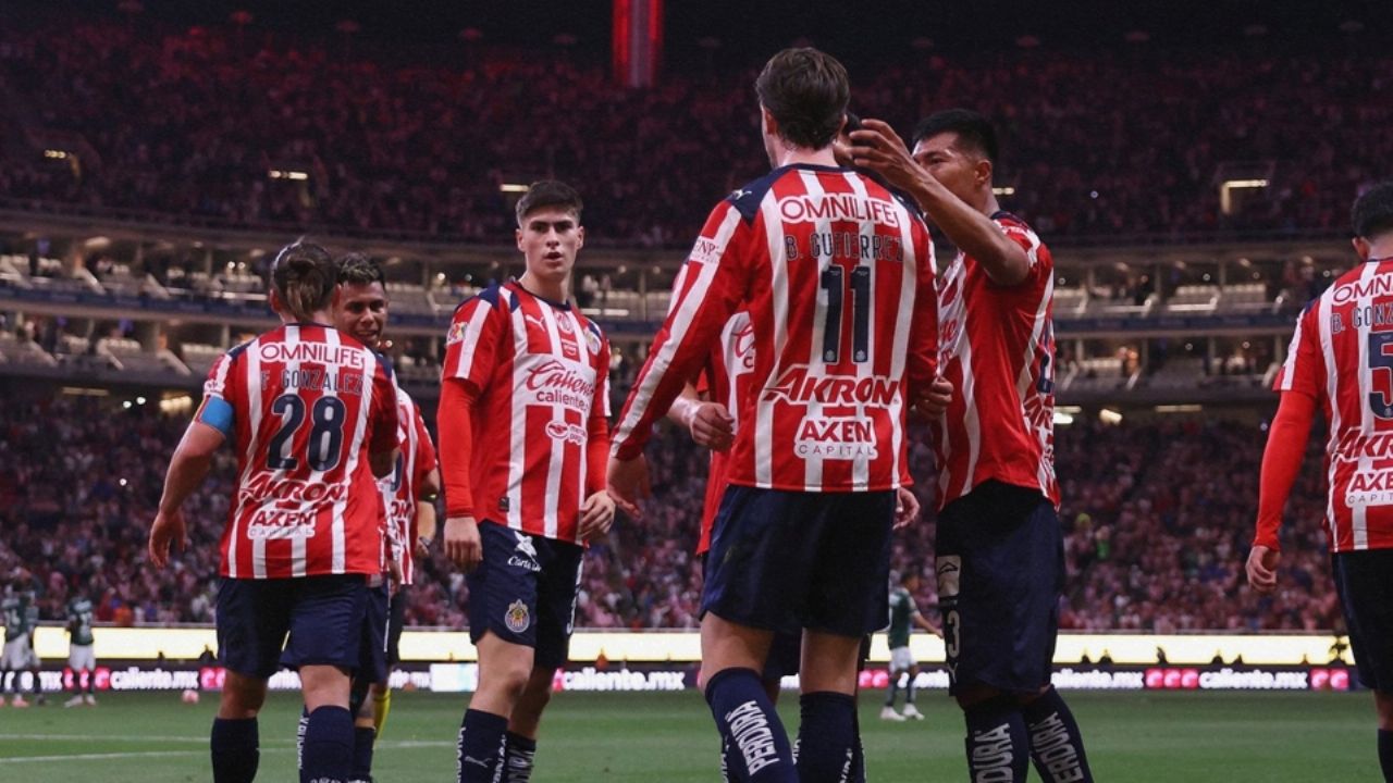 ¡De vuelta a la cima! Guadalajara golea al León y recupera el liderato del Clausura 2026