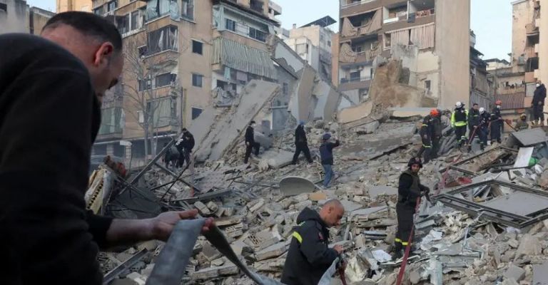 México evacúa a mil 361 connacionales del Medio Oriente