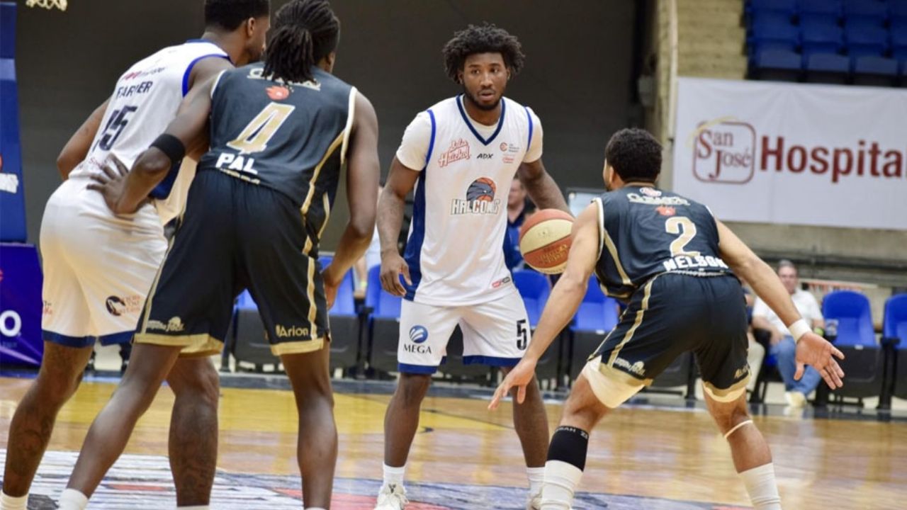 Frayles de Guasave sorprenden a los Halcones de Obregón al iniciar serie en la Arena Itson