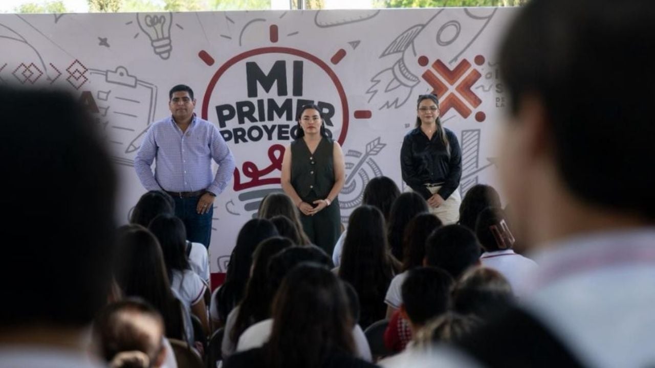 Gobierno de Sonora fortalece el emprendimiento juvenil con entrega de equipamiento CECYTES de Cajeme y Bácum