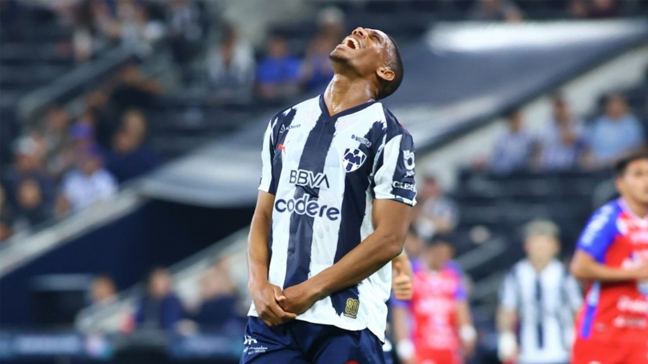 Monterrey aparta del equipo a Anthony Martial; el francés entrena en solitario por indisciplina