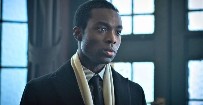 Paapa Essiedu recibe amenazas de muerte por ser el nuevo Snape y refuerzan seguridad en set de Harry Potter