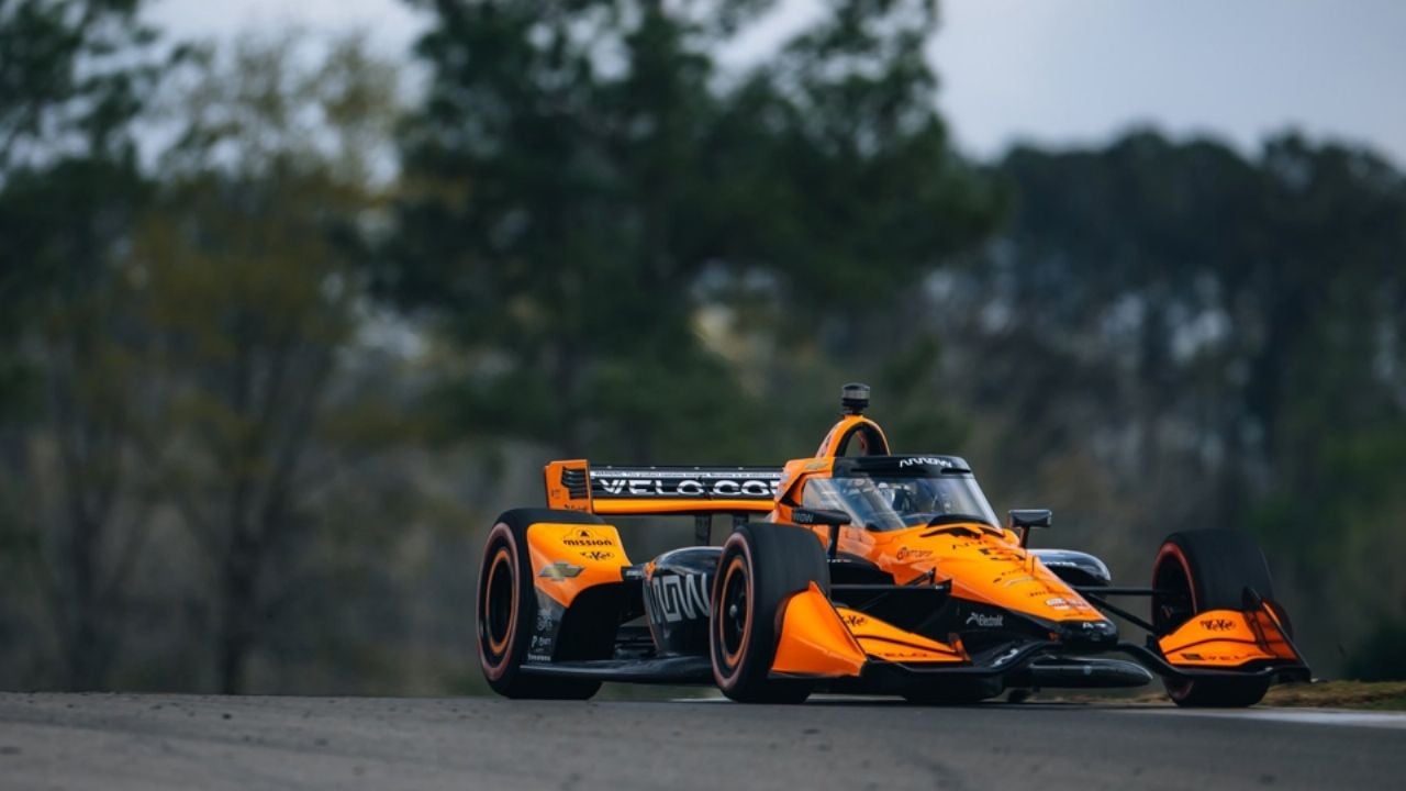 ‘Pato’ O’Ward pierde racha en la IndyCar Series; el mexicano finaliza 17 en el GP de Alabama