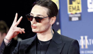 Peso Pluma estaría grave por las sustancias nocivas; reportan que alucina y tiene delirios de persecución