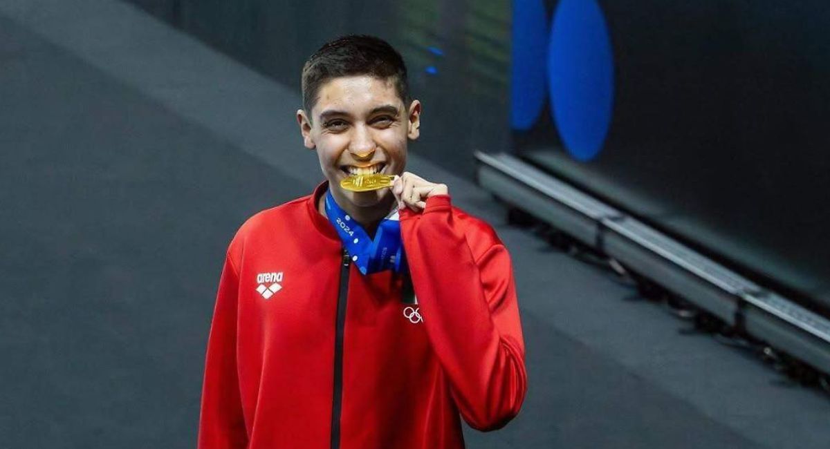 ¡Medalla de oro! Diego Villalobos se sube a lo más alto del podio en el Panamericano de Natación Artística en Chile