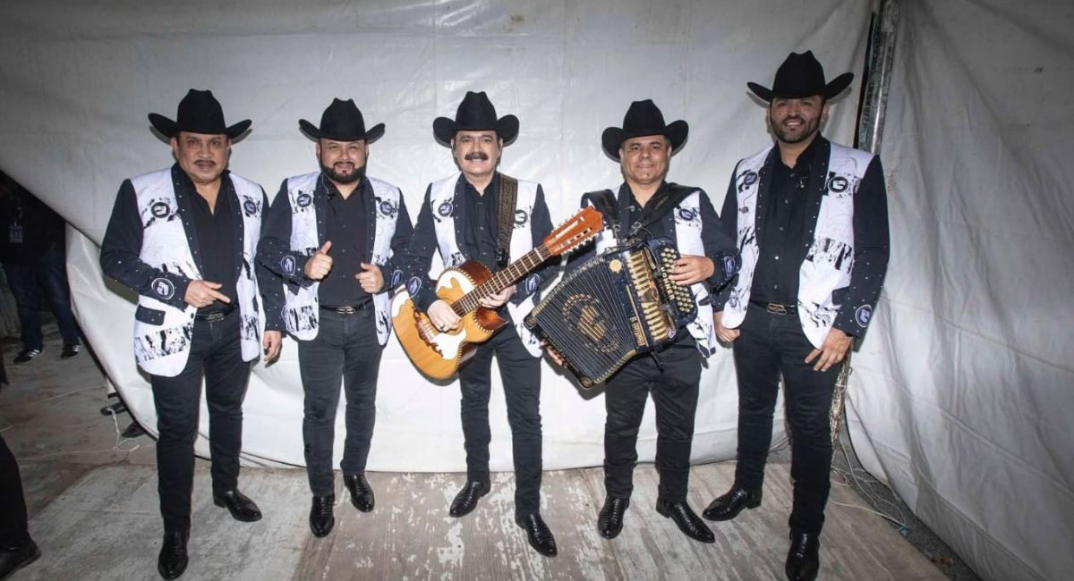 ¡Vamos hoy a bailar el Tucanazo! Tucanesen hoy en el Palenque