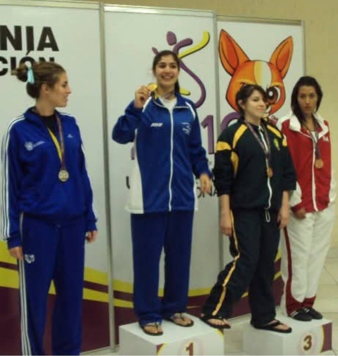 Potras suben al podio