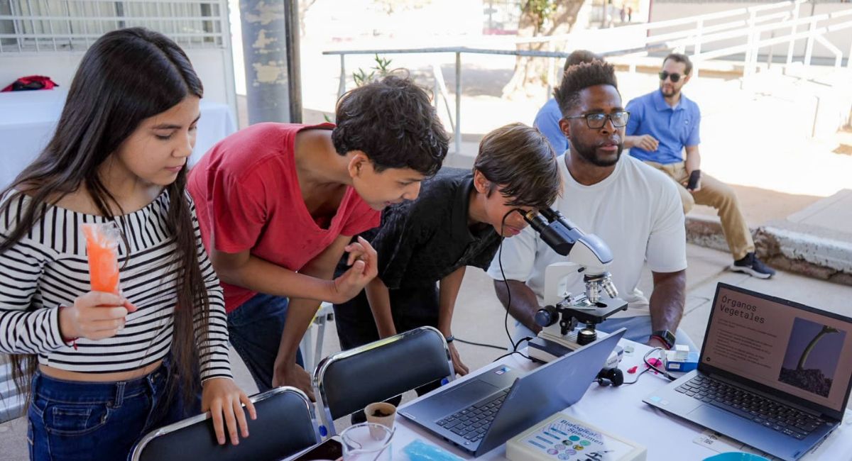 Jóvenes H 2026: 'Toño' Astiazarán, impulsa actividades para niñas y niños en Semana Santa 
