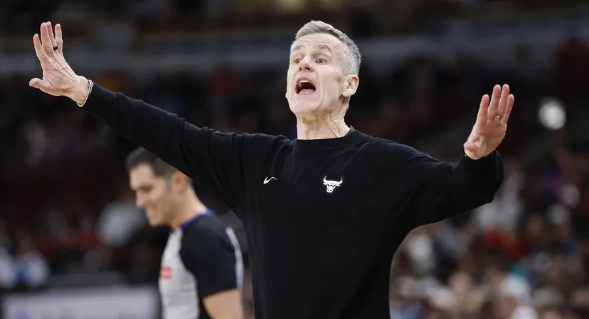 Donovan tenía contrato por un año más, pero decidió salirse del mismo