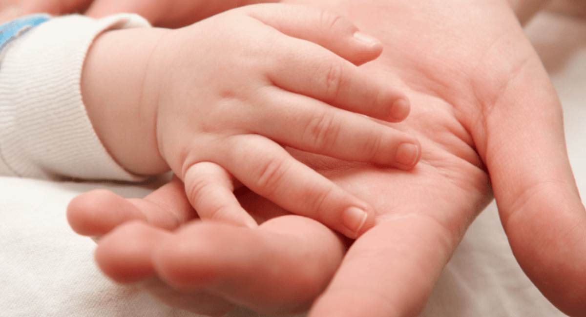 Diputados del PAN proponen ampliar un año la licencia de maternidad con goce de sueldo