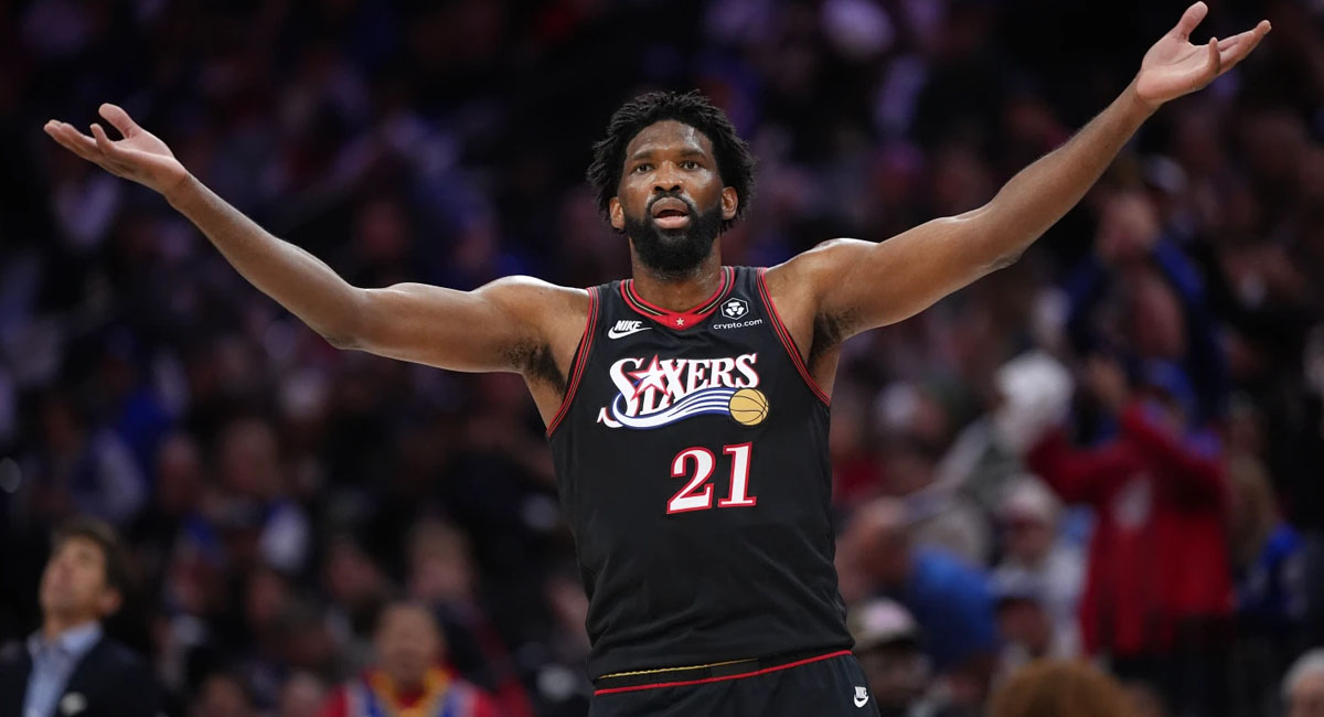 El gigante se esforzó, pero no pudo evitar otra derrota de su equipo