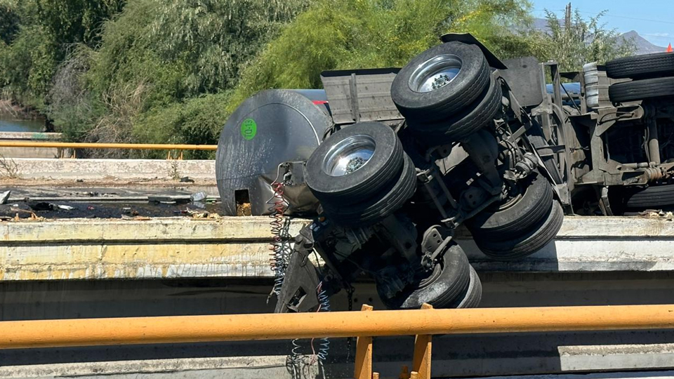 El accidente se registró en la Carretera Internacional salida sur de Ciudad Obregón