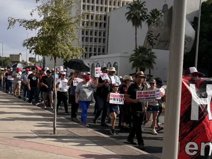 Integrantes del STAUS se manifestaron este domingo