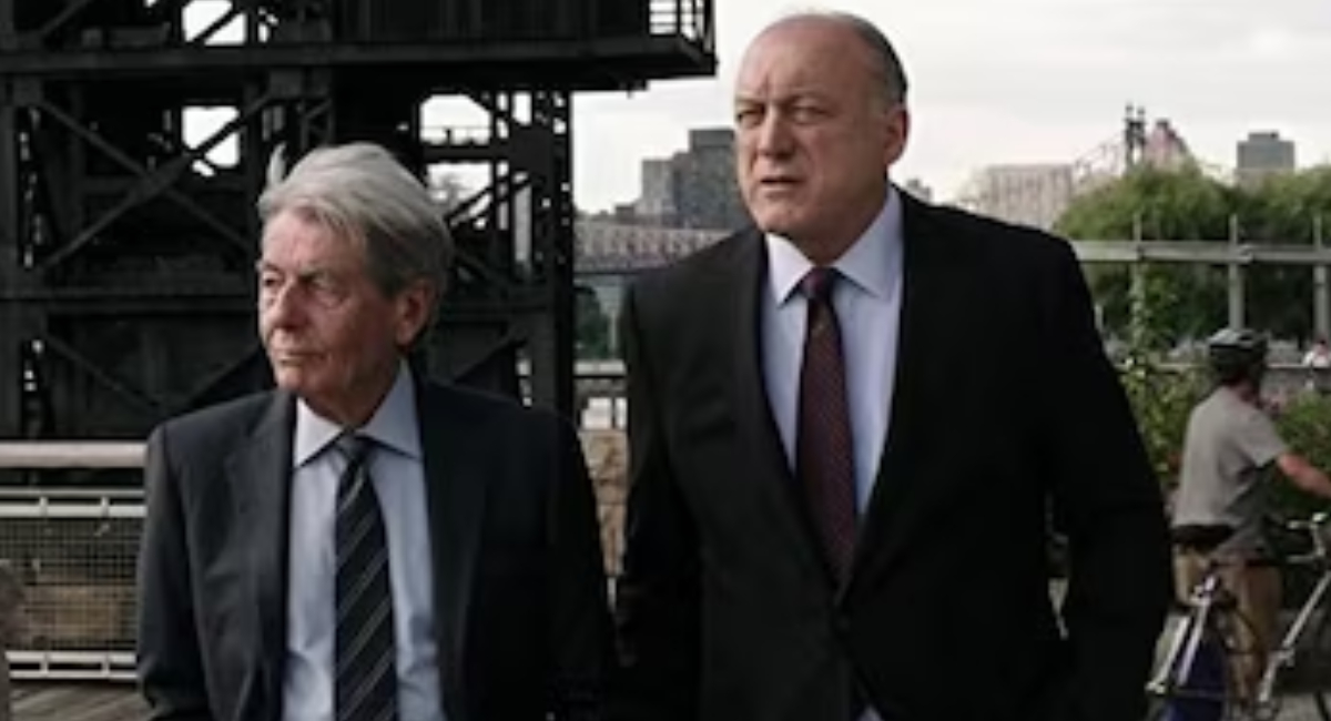 John Nolan en Batman Begins