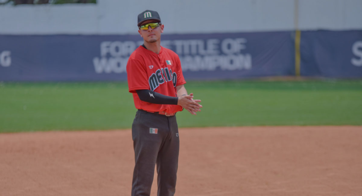 David Díaz se embasó en par de ocasiones y en ambas anotó