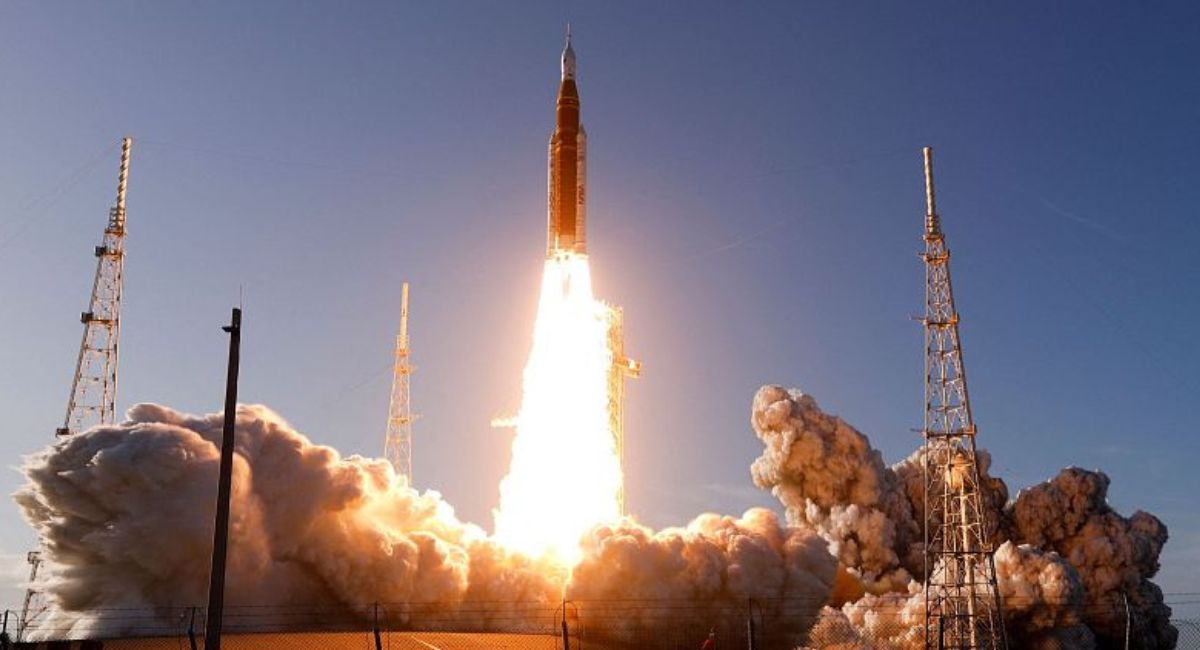 Primer día de Artemis II: Los astronautas orbitan la Tierra antes del viaje lunar