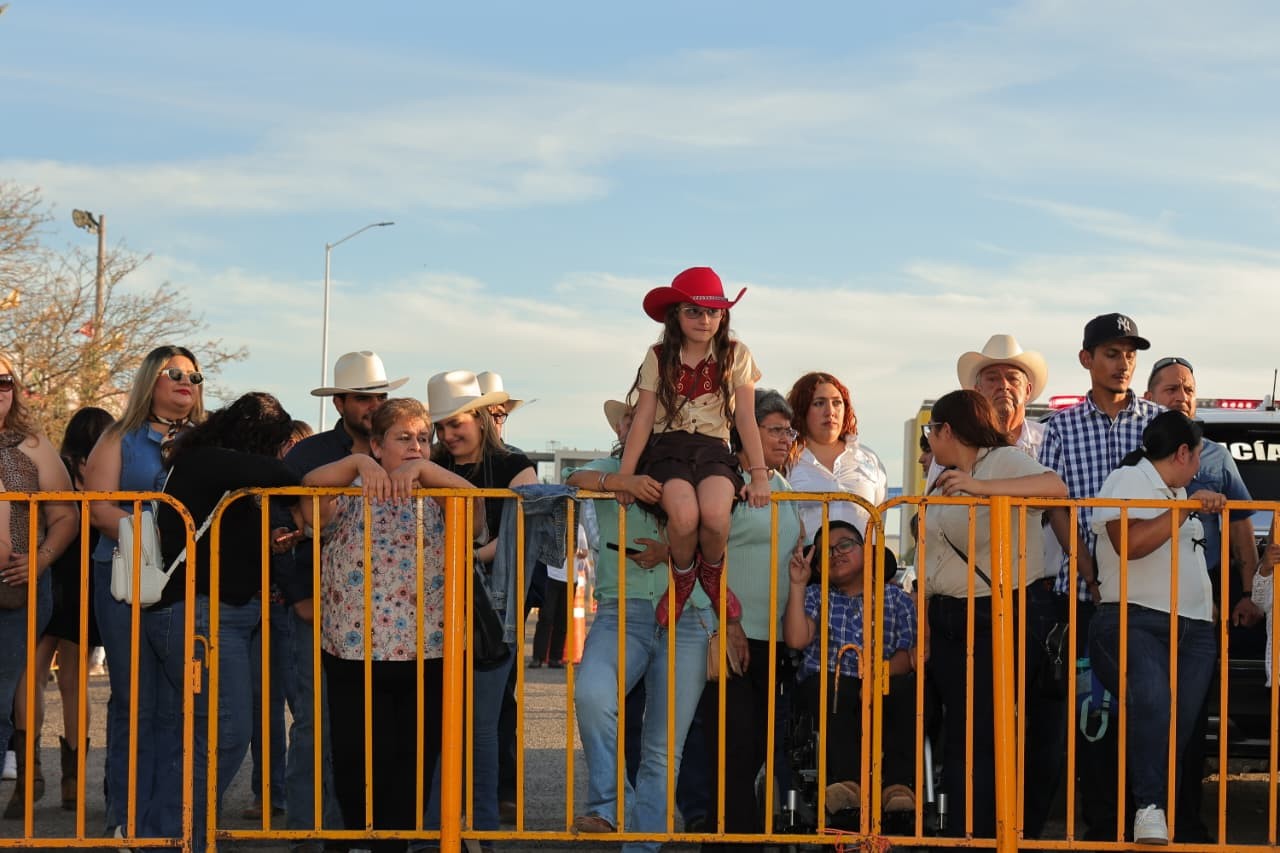 ¡Arranca la fiesta! Inauguran la ExpoGan Sonora 2026 con corte de riata y grandes expectativas