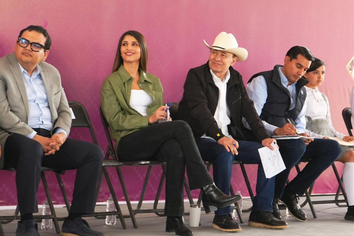 "Es un alivio real para las familias": Paulina Ocaña reconoce a Durazo por entrega de becas