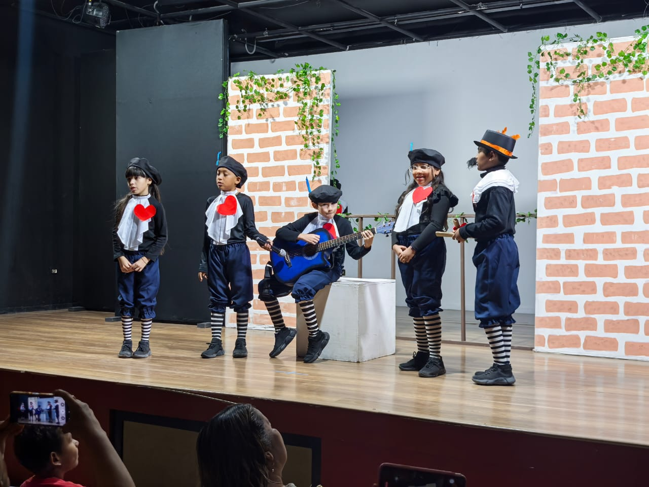 Presentan Romeo y Julieta los 'Morros de la Villa' en Ciudad Obregón