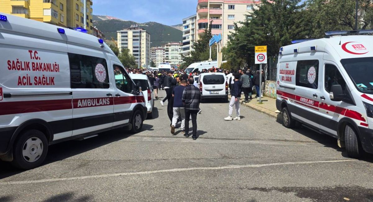 Ataque escolar en Turquía deja 4 muertos
