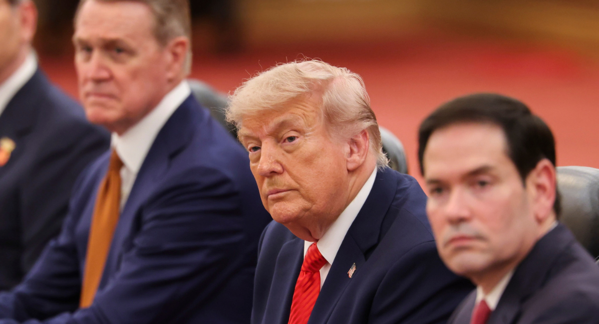 "Acuerdo con EU no está cerca": Irán responde a Trump tras su afirmación de que Teherán se muere por pactar