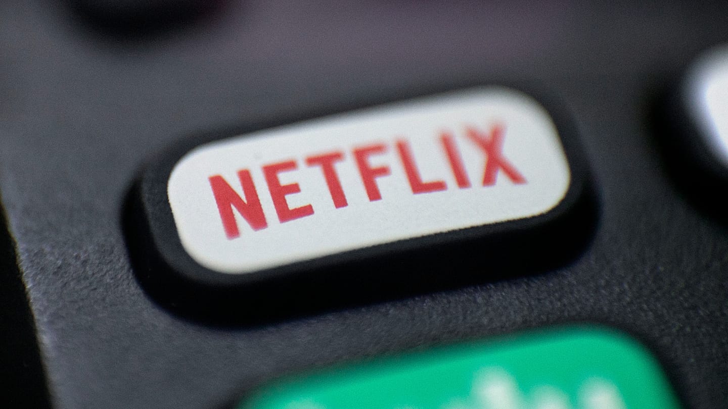 Texas demanda a Netflix por recopilación de datos de menores sin consentimiento.